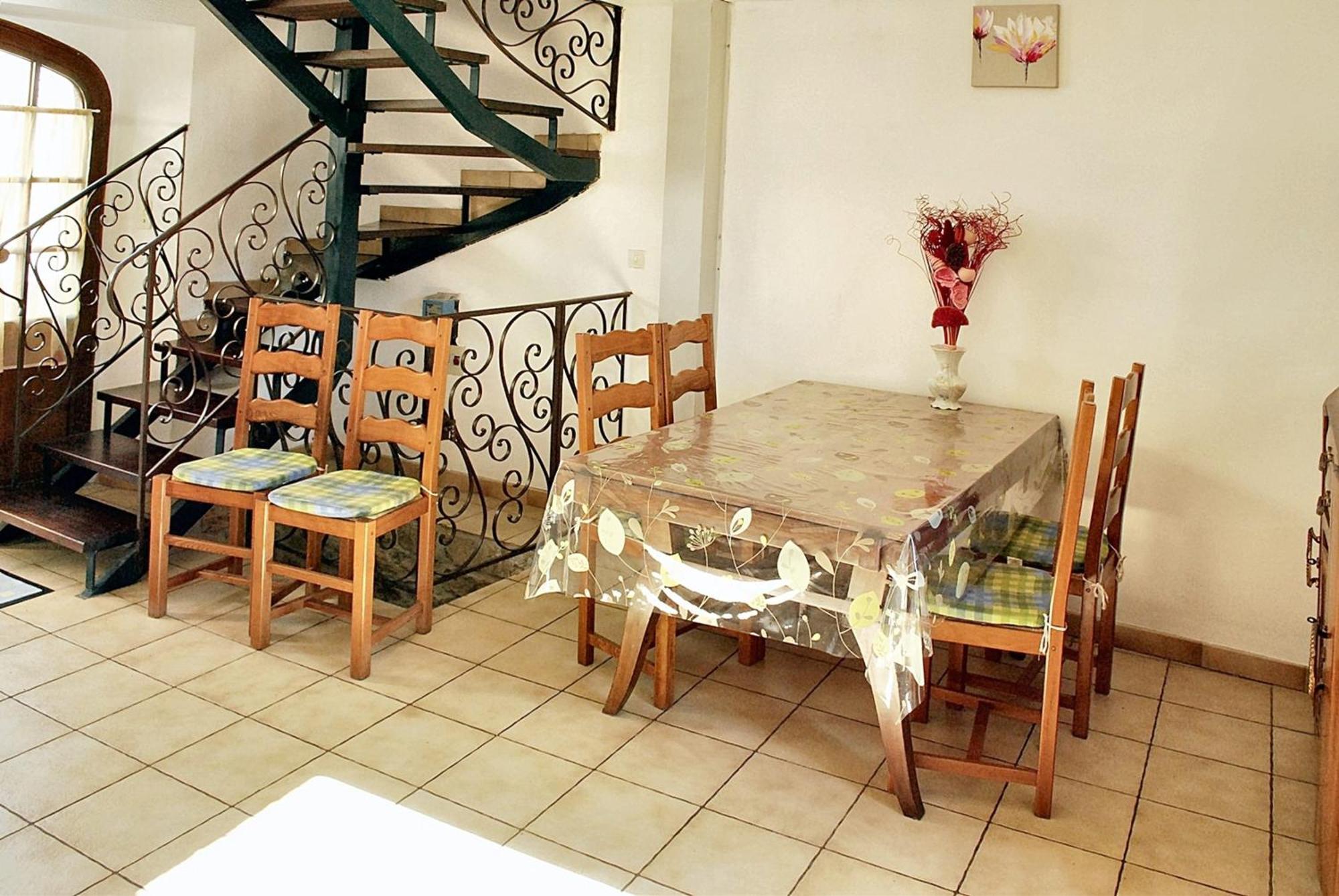 Maison de 2 chambres a Mostuéjouls Extérieur photo